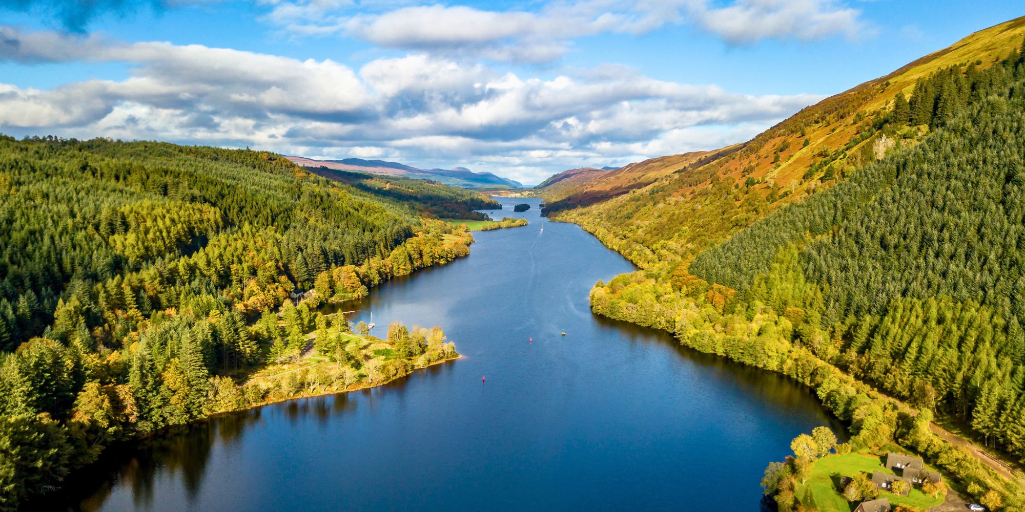 MW-Web_Great-Glen-above-Loch-Oich-in-the-scottish-highlands-shutterstock_1230024355