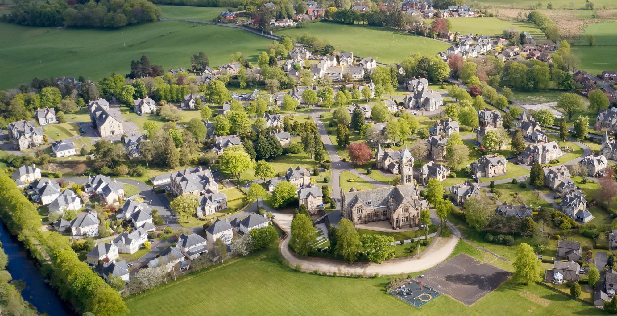 Buying a House with an Annexe: Multi-Generational Living in Scotland